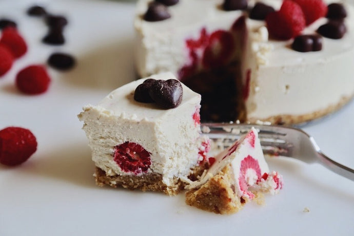 Boost Your Gut Health with this No-Bake Lemon Raspberry Cheesecake